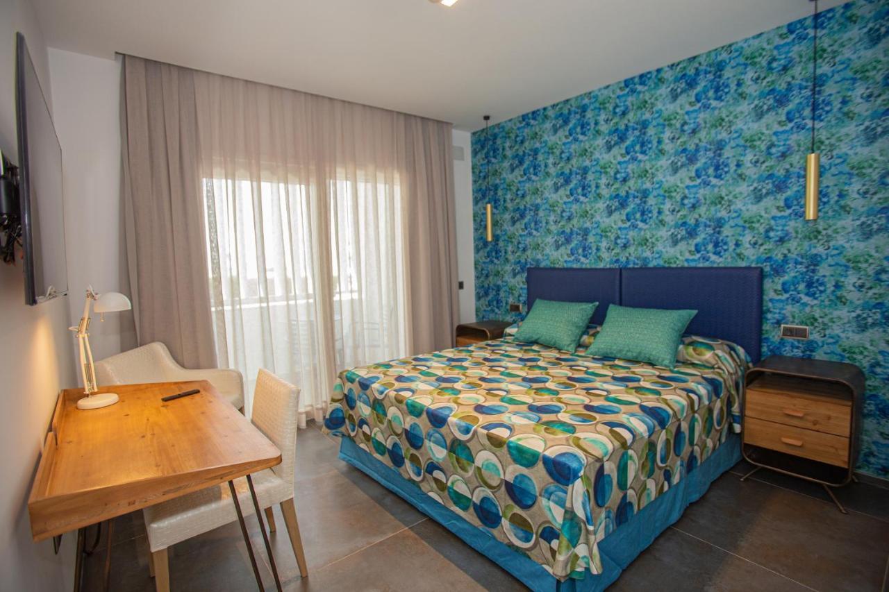 Hotel Adiafa 3*